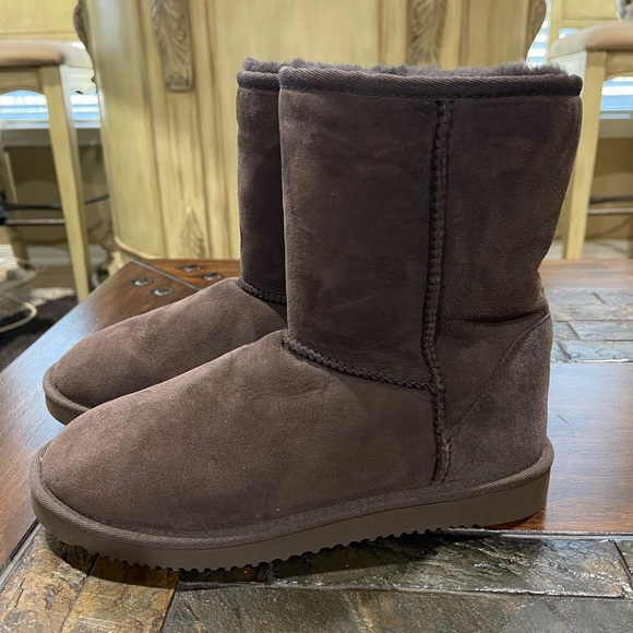 Cozie Steps Classic Short Boots - Picture 2 of 10